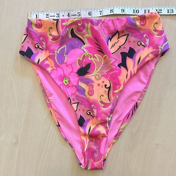 Victoria’s Secret • bikini • high waisted bottom size 4 / top 32DD NWT (WA-503) - Picture 6 of 13